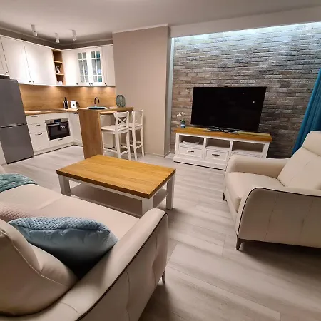 Blue Bay アパート *