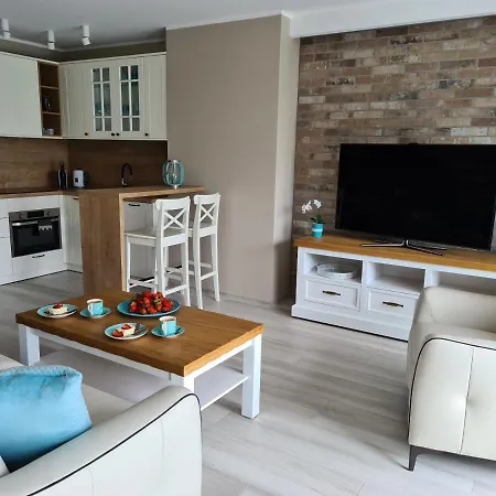 アパート Blue Bay ヤンタル